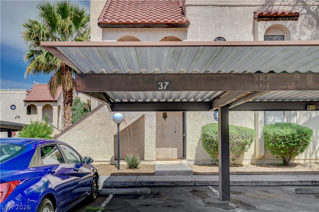 1751 East Reno Avenue 105