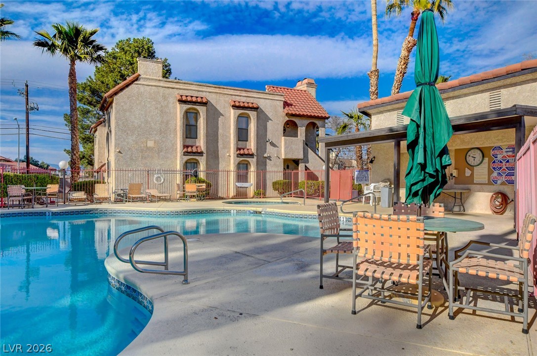 1751 East Reno Avenue 105