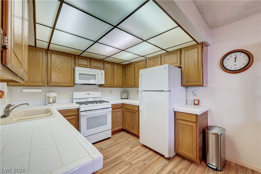 1751 East Reno Avenue 105