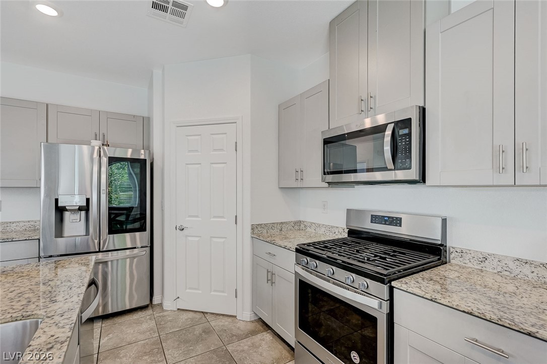 9249 Brayden Bay Street