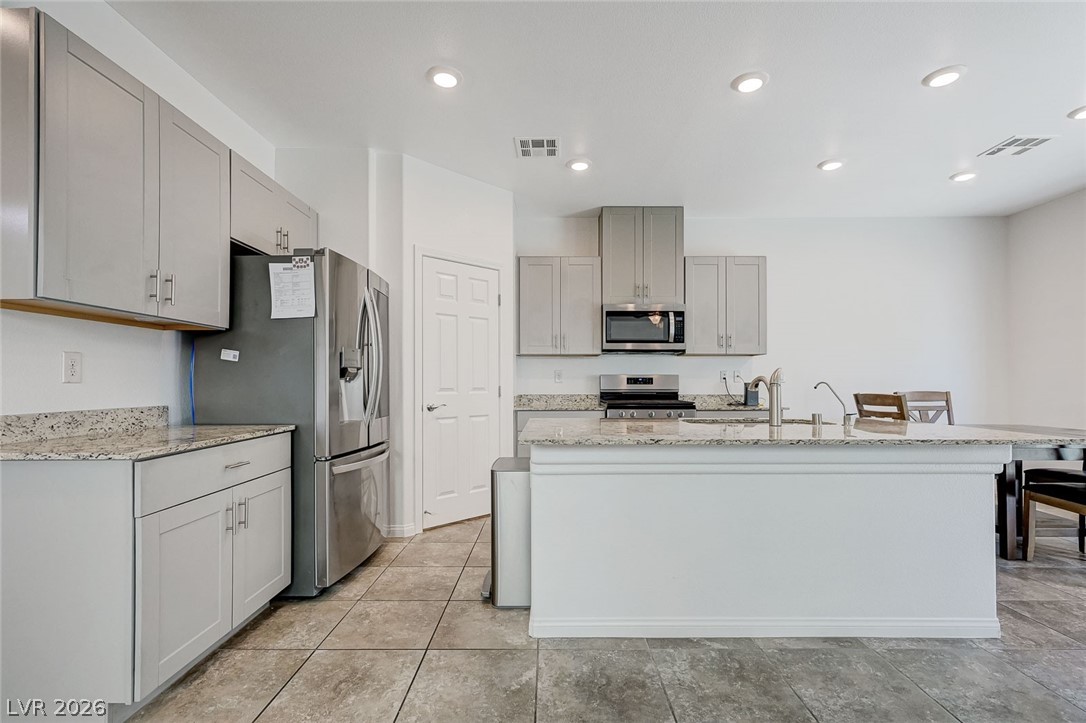 9249 Brayden Bay Street