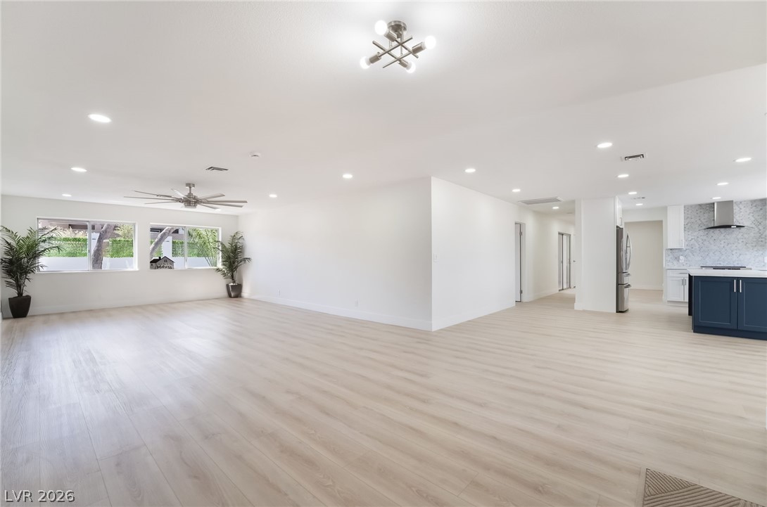 611 East Fairway Road