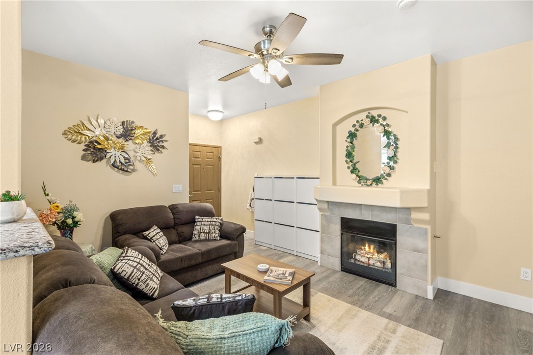 9050 West Warm Springs Road 1077