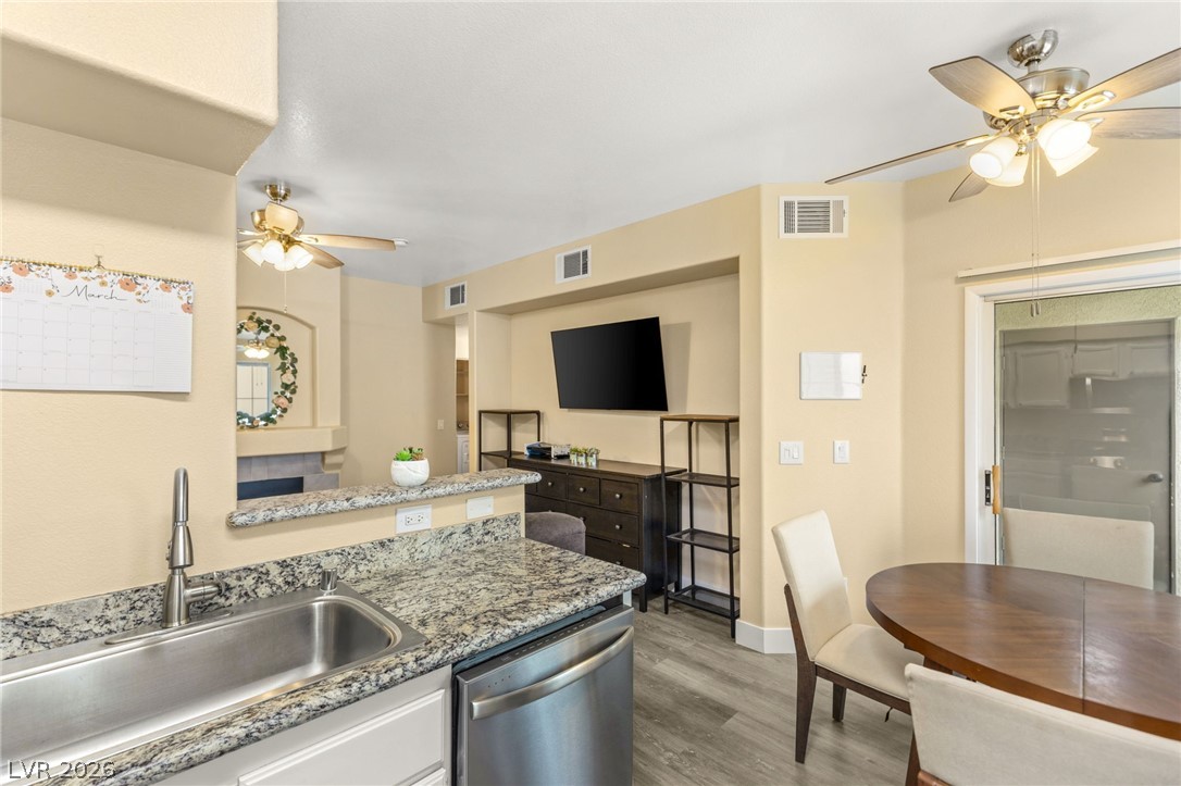 9050 West Warm Springs Road 1077
