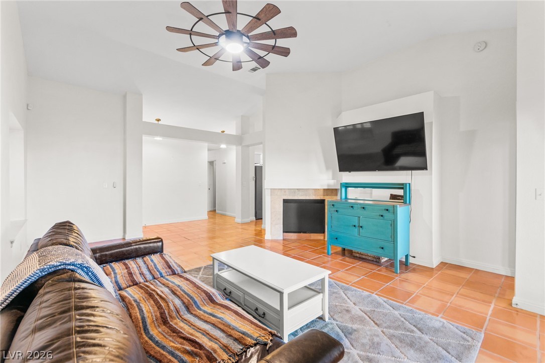 1687 Duarte Drive