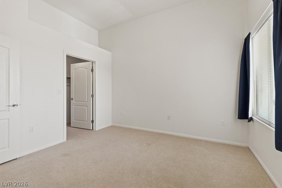 3474 Desert Cliff Street 201