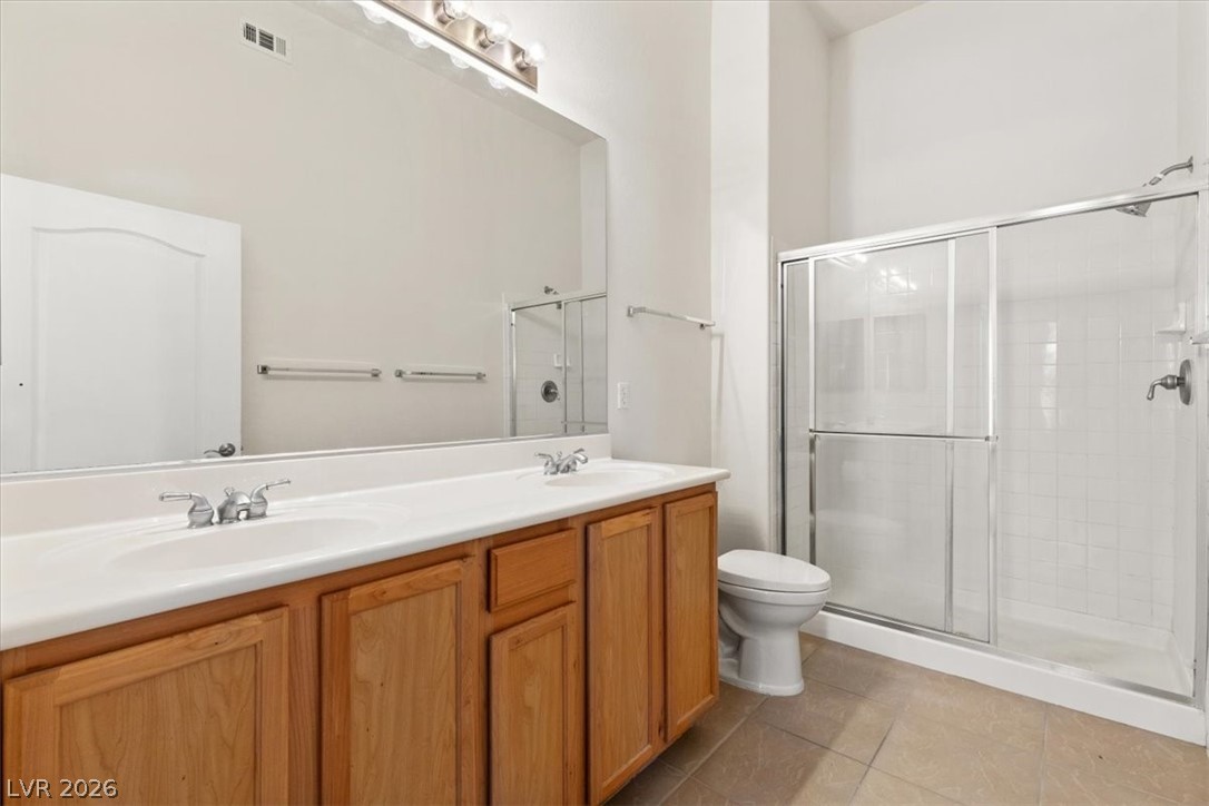 3474 Desert Cliff Street 201