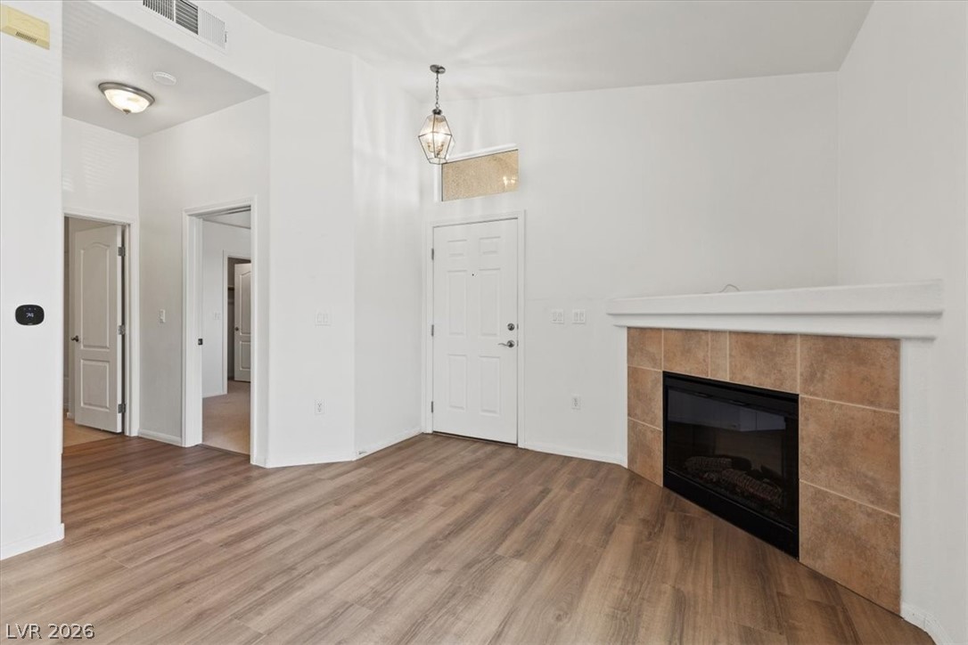 3474 Desert Cliff Street 201