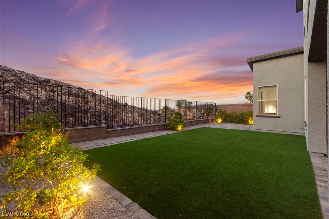 2004 Peaceful Mesa Court