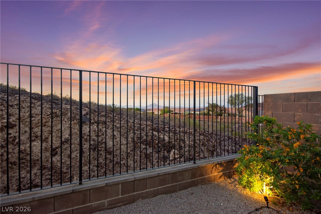 2004 Peaceful Mesa Court