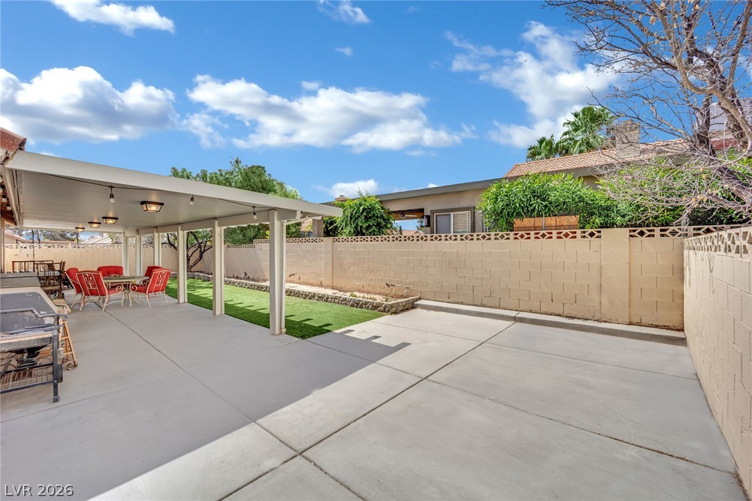 5521 Tincup Drive