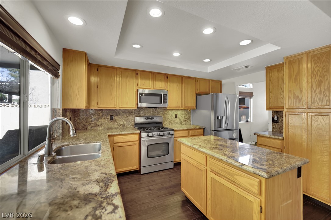 5521 Tincup Drive
