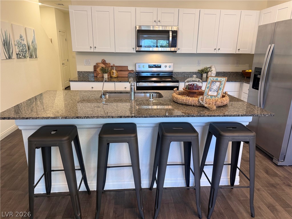 544 Thistleberry Avenue