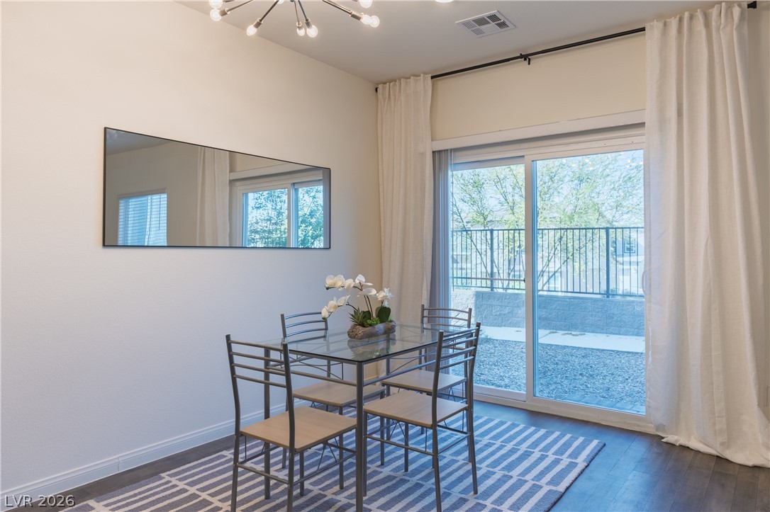 544 Thistleberry Avenue