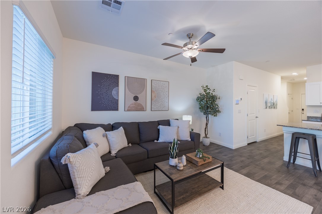 544 Thistleberry Avenue