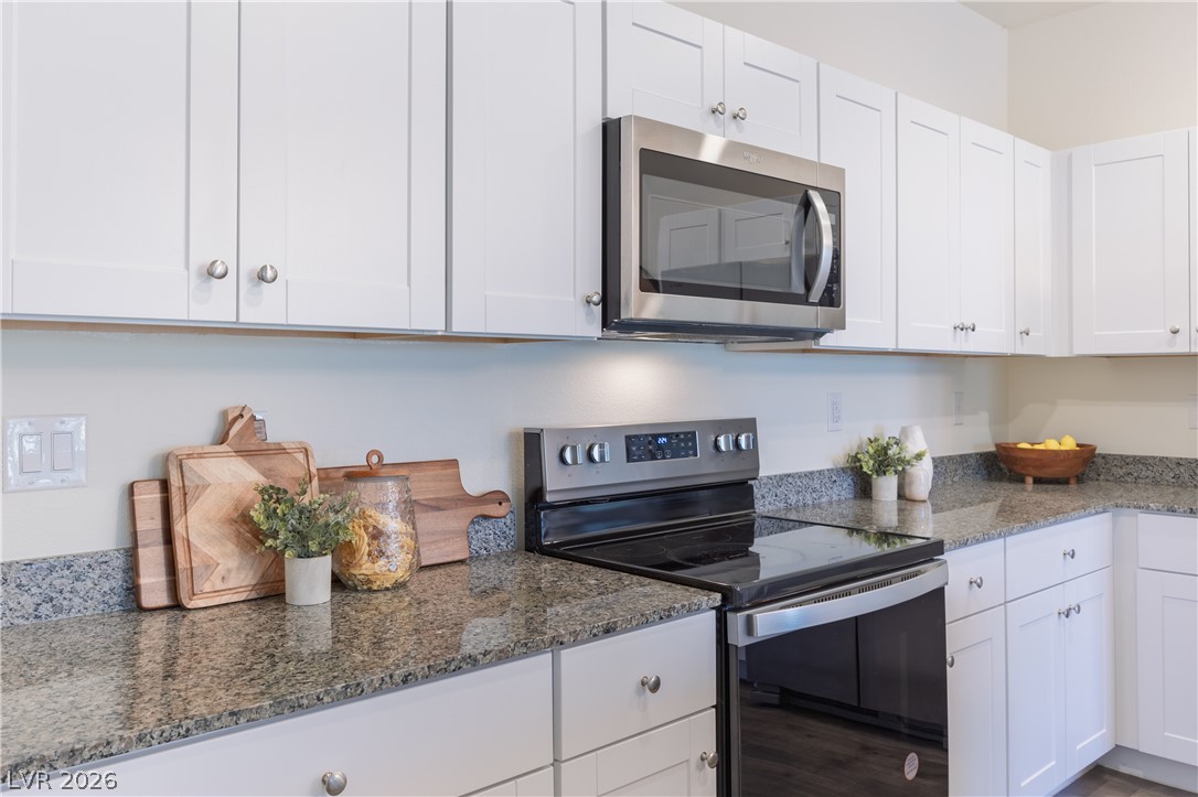 544 Thistleberry Avenue