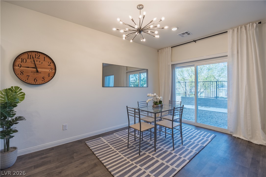 544 Thistleberry Avenue