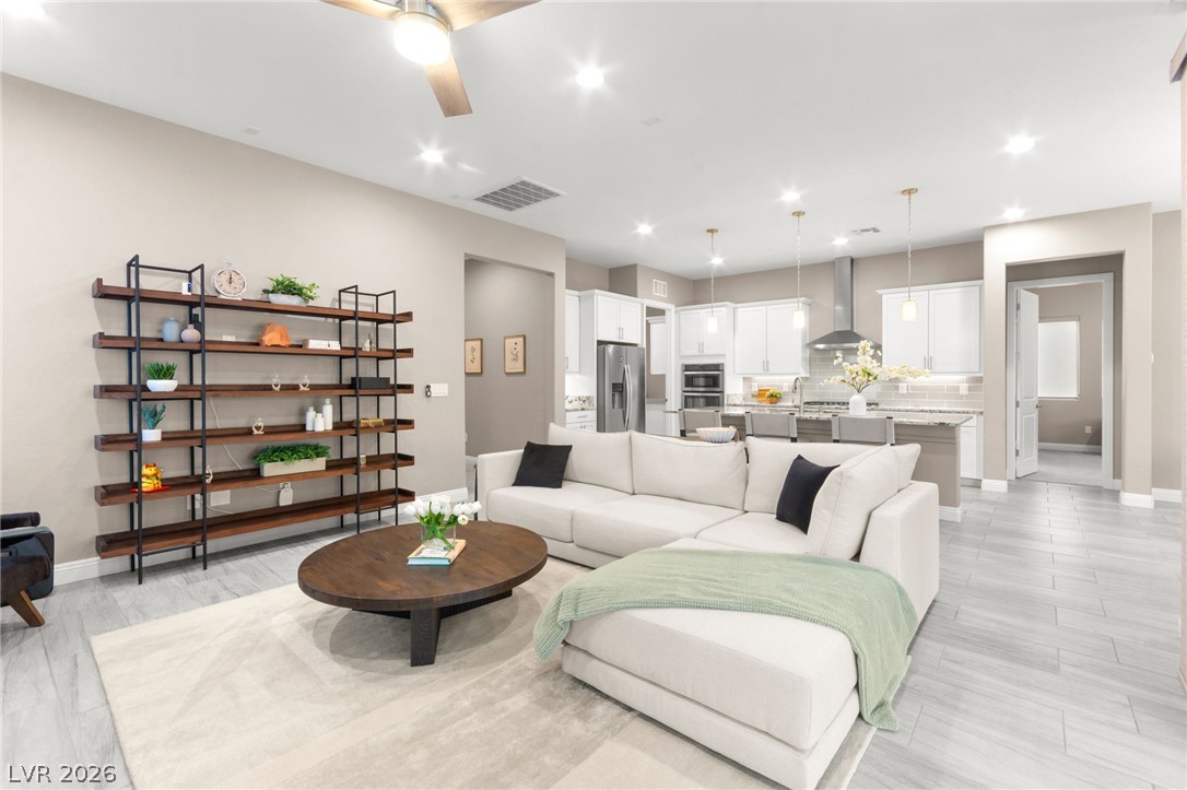 11832 Saverio Avenue