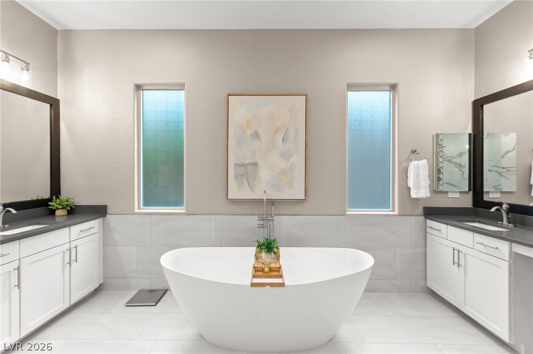 11832 Saverio Avenue