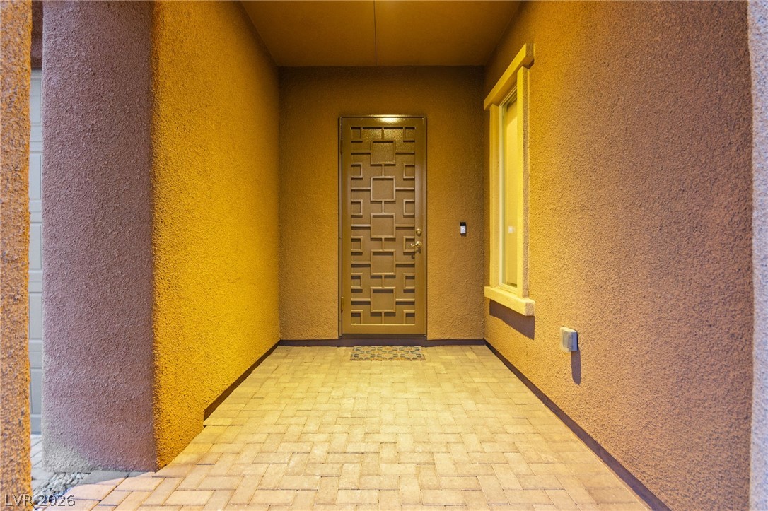 11832 Saverio Avenue