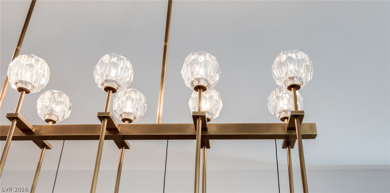 445 Cliff Terrace Avenue