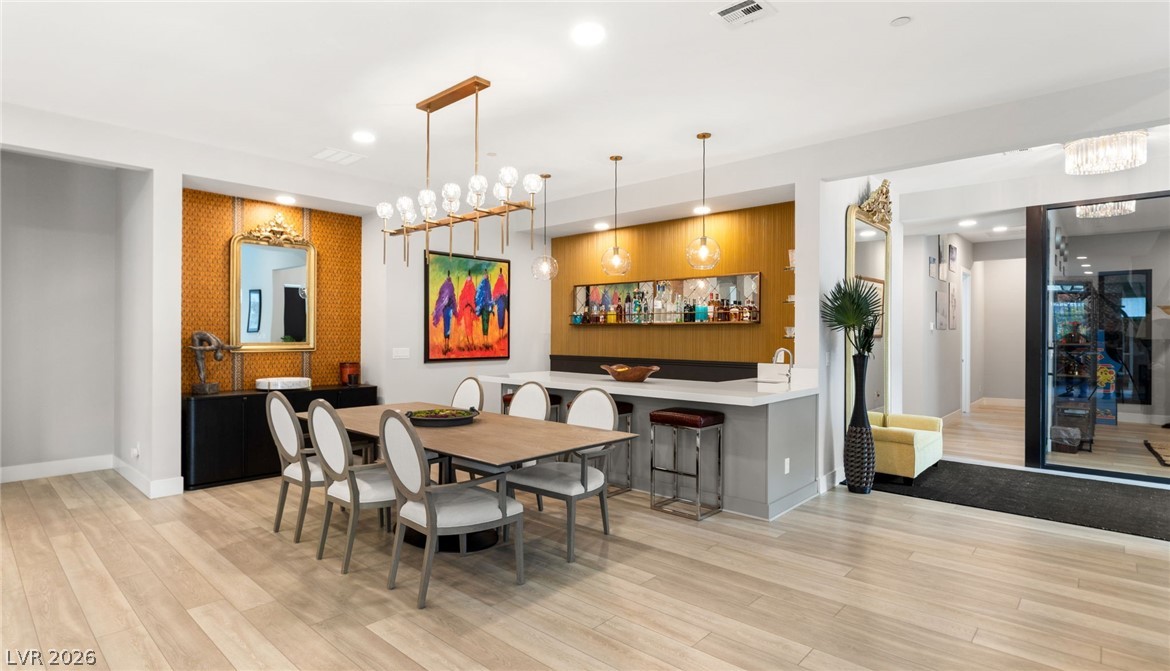 445 Cliff Terrace Avenue