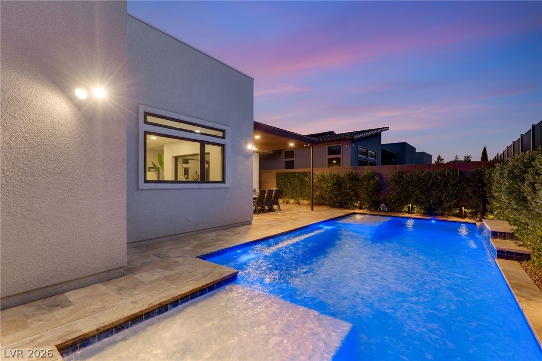 445 Cliff Terrace Avenue