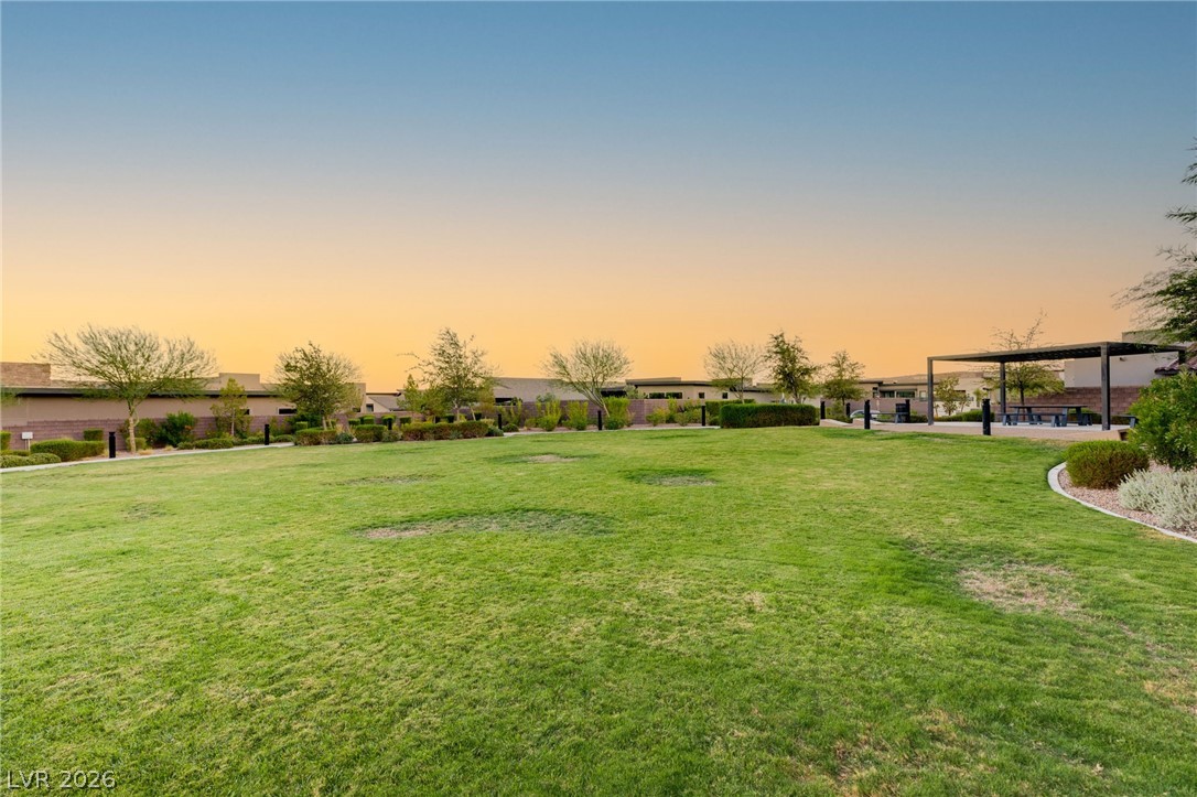 445 Cliff Terrace Avenue