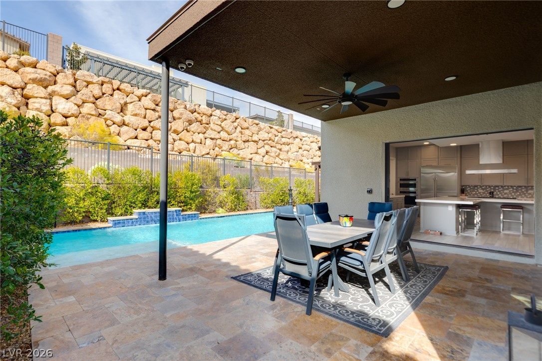 445 Cliff Terrace Avenue