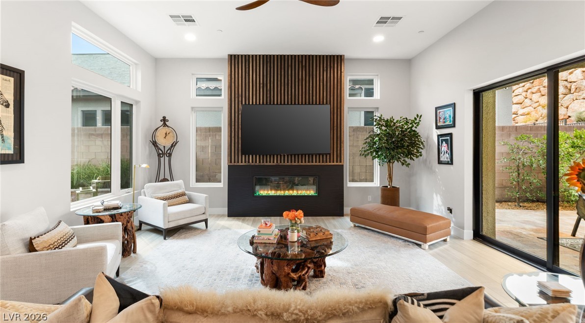 445 Cliff Terrace Avenue