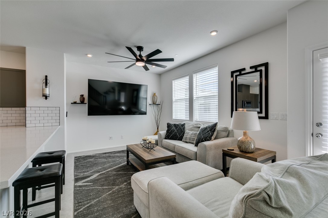 6180 Garden Crest Street