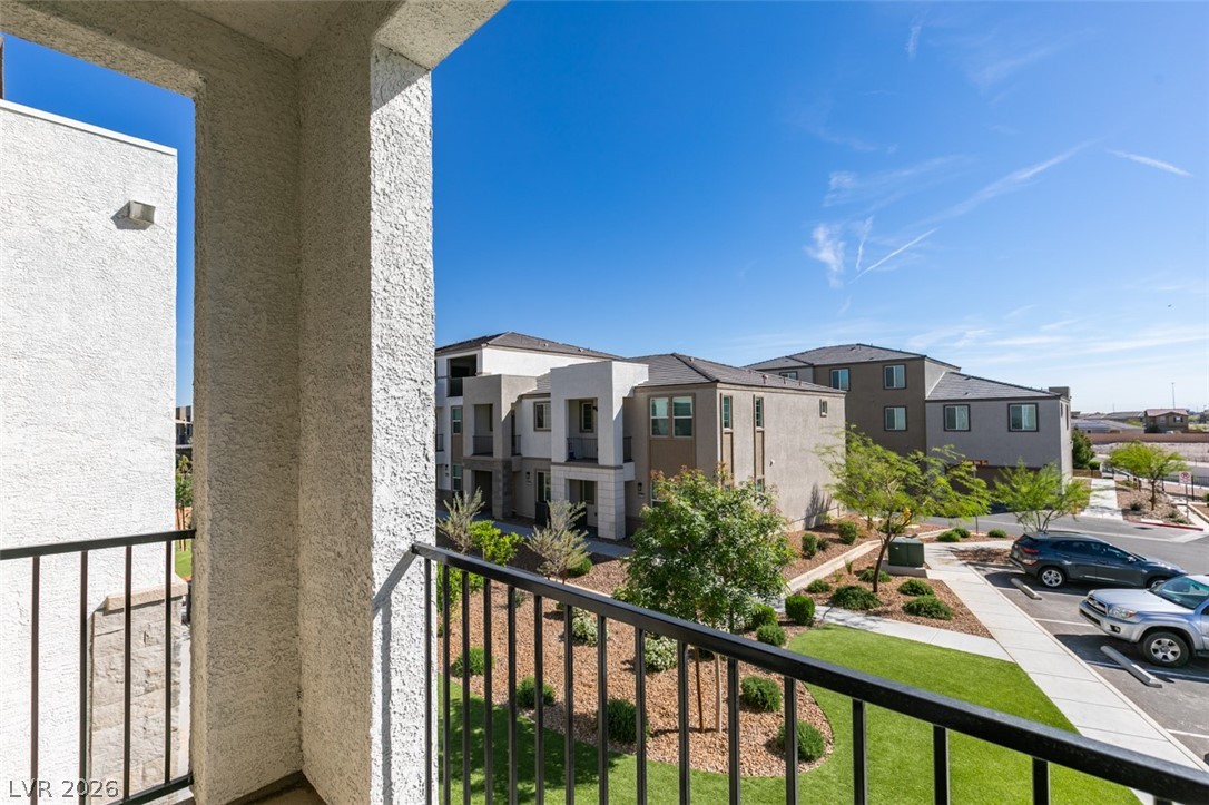 6180 Garden Crest Street