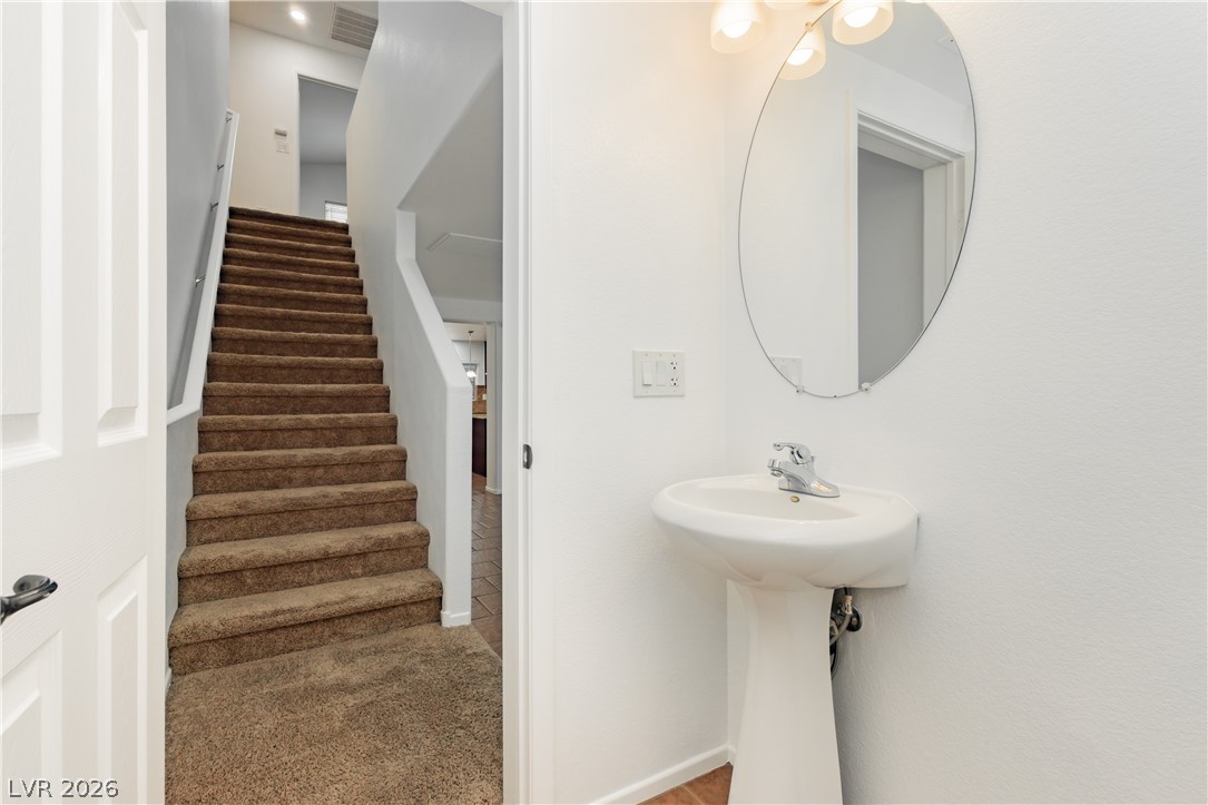 7181 Indian Gap Avenue