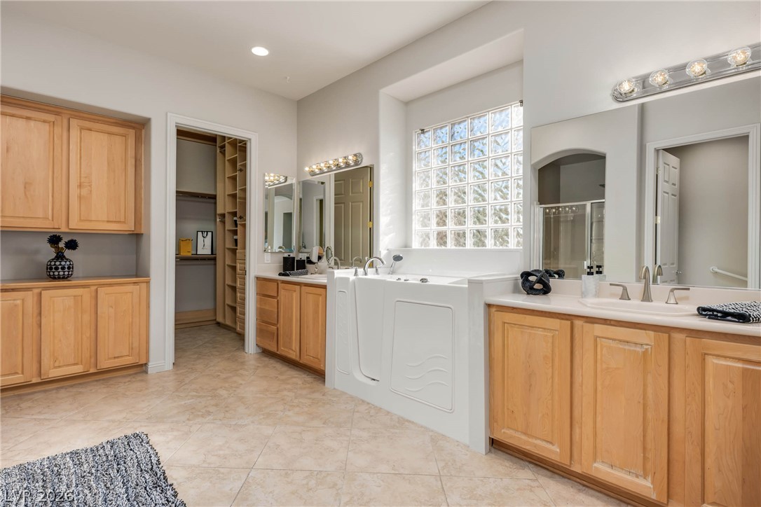 10243 Cantiamo Court