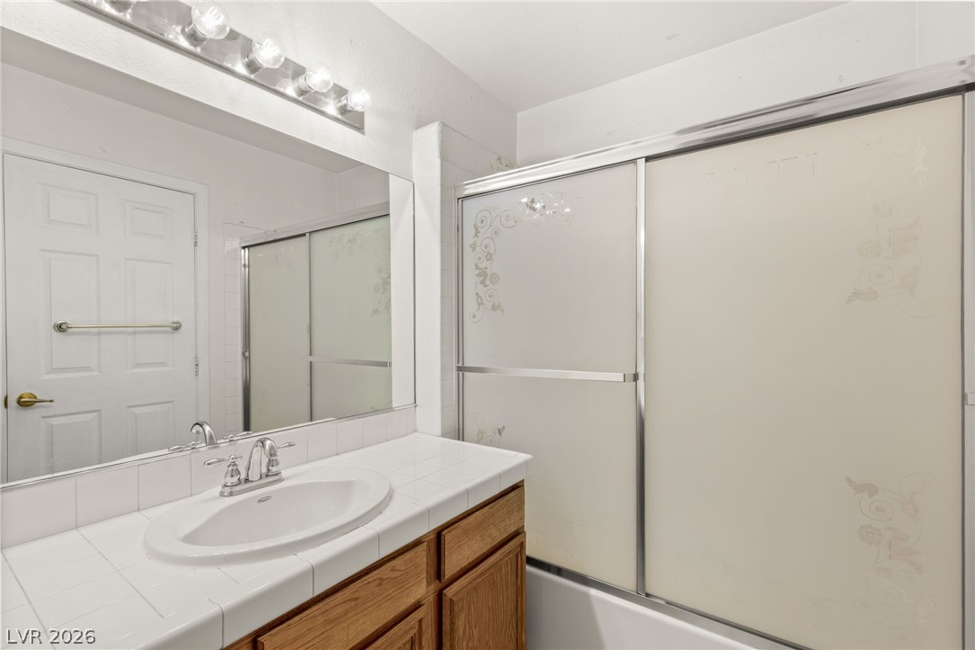 3954 Golden Elm Street