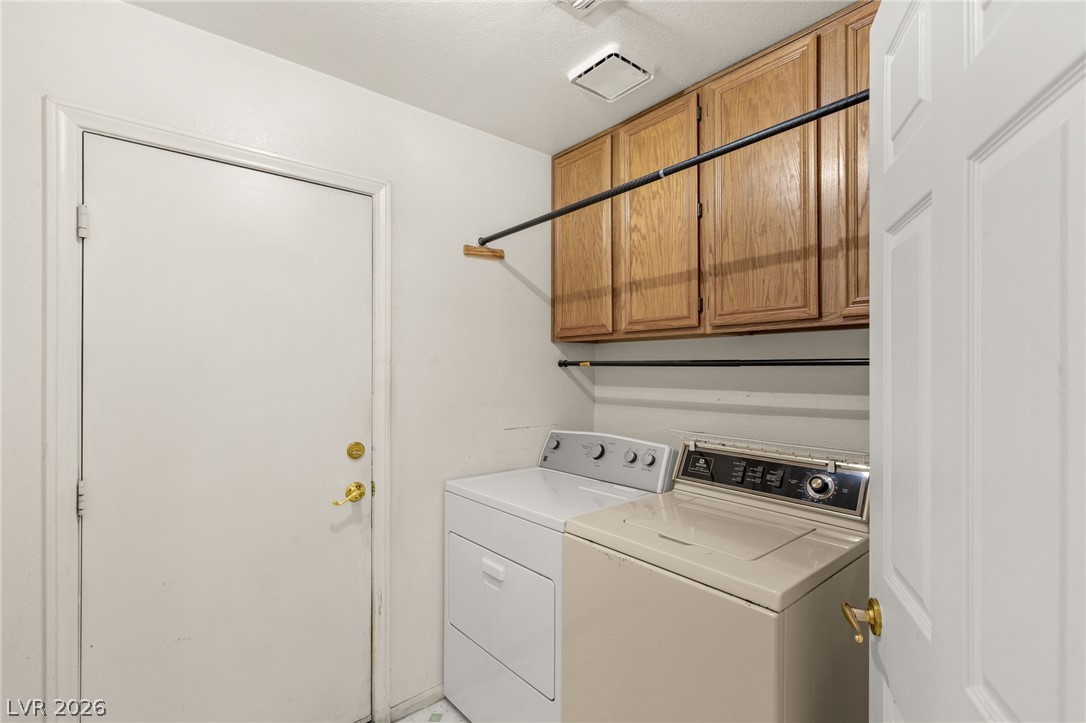 3954 Golden Elm Street