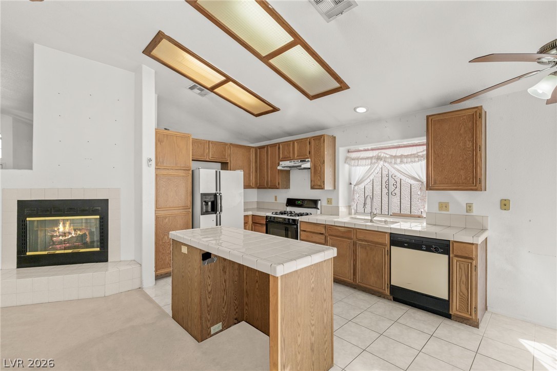 3954 Golden Elm Street