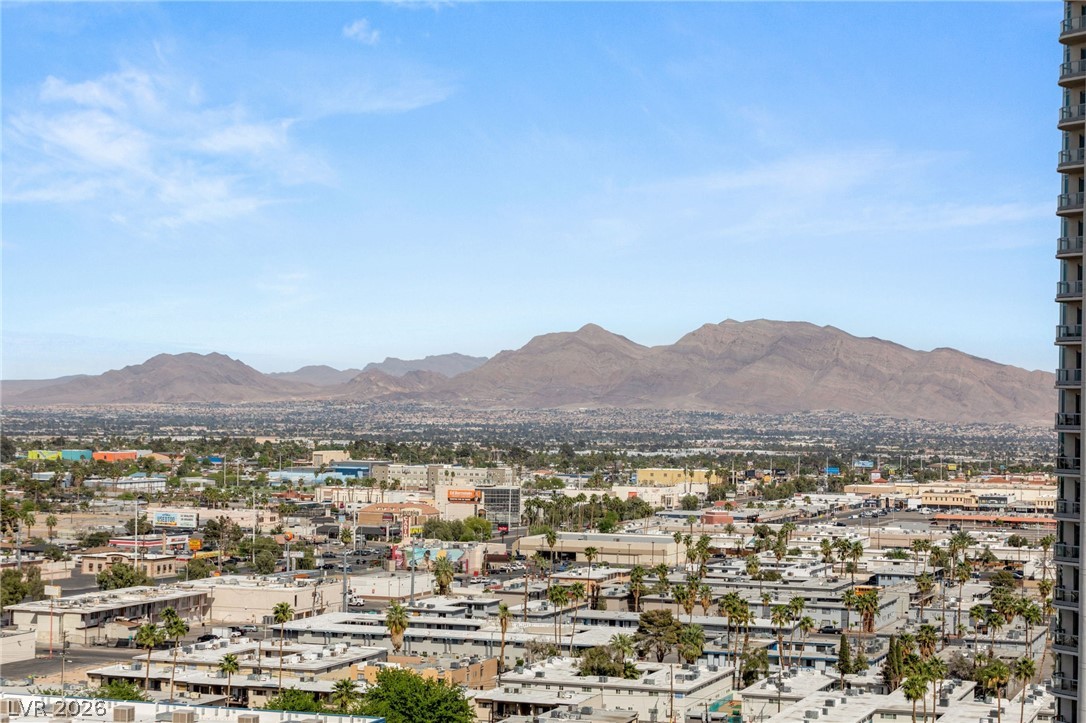 222 Karen Avenue 1702