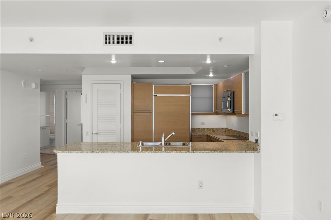 222 Karen Avenue 1702