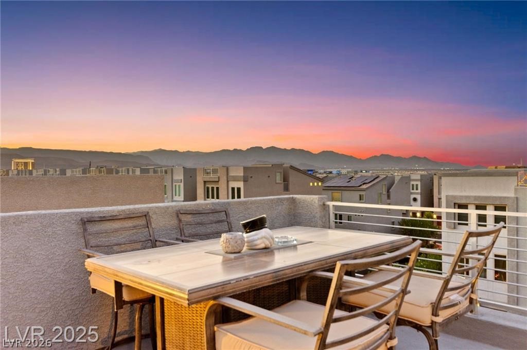 8011 Haywood Estate Avenue