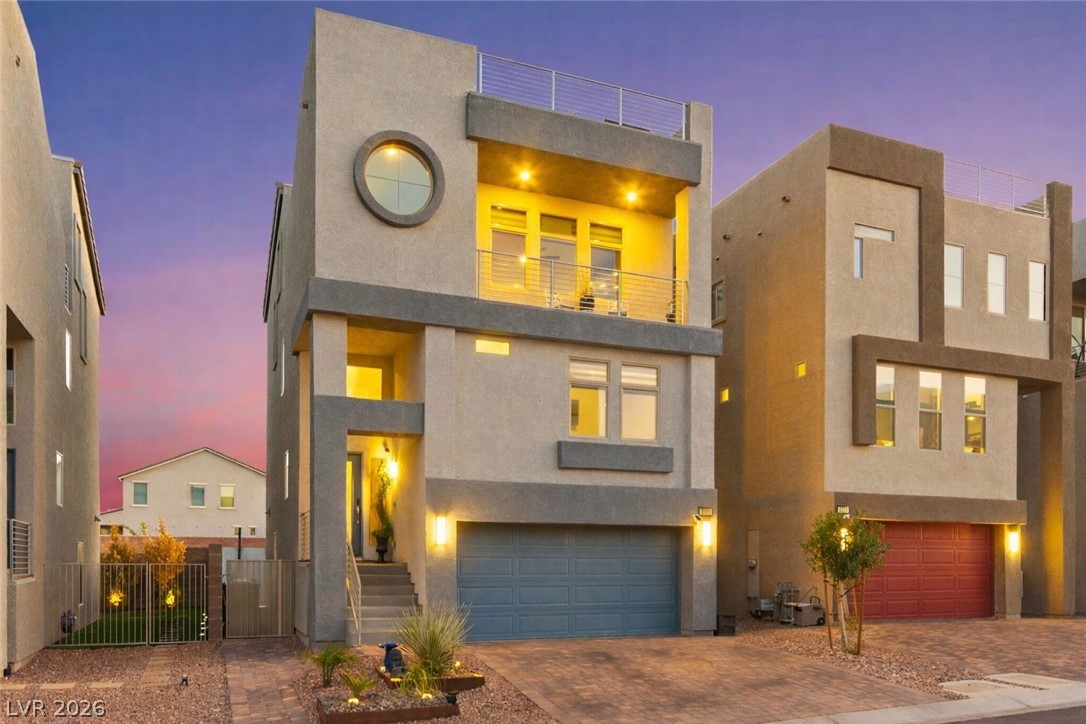 8011 Haywood Estate Avenue