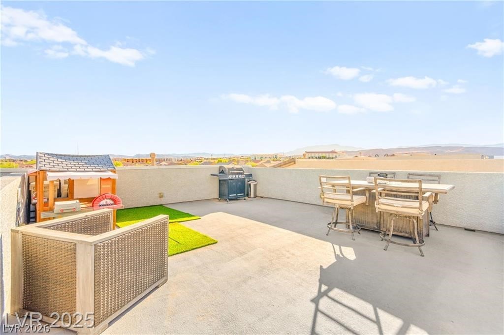 8011 Haywood Estate Avenue