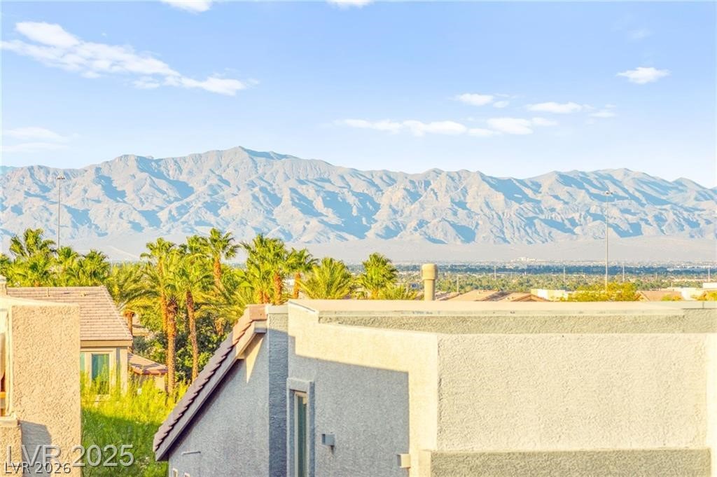 8011 Haywood Estate Avenue