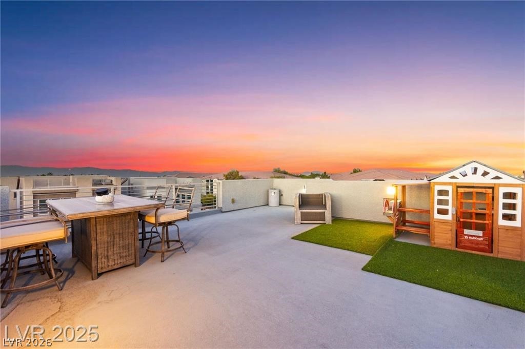 8011 Haywood Estate Avenue