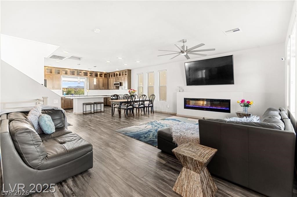 8011 Haywood Estate Avenue