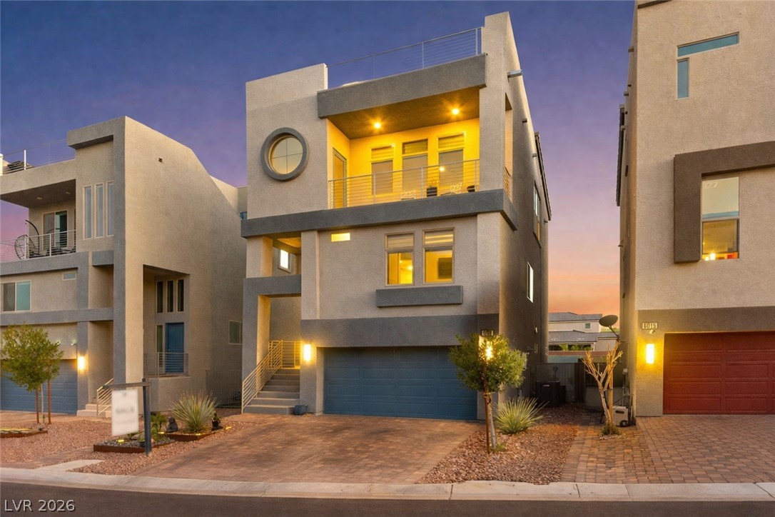 8011 Haywood Estate Avenue