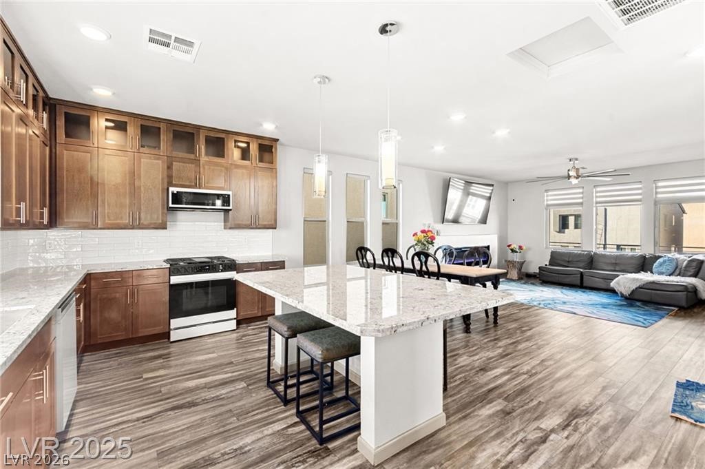 8011 Haywood Estate Avenue