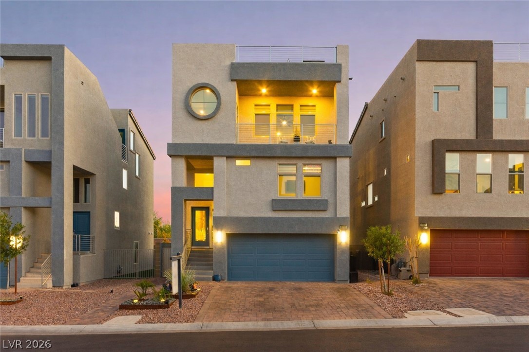 8011 Haywood Estate Avenue