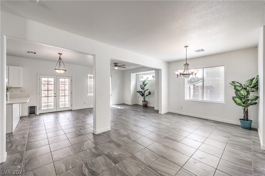 920 Gary Carmena Avenue