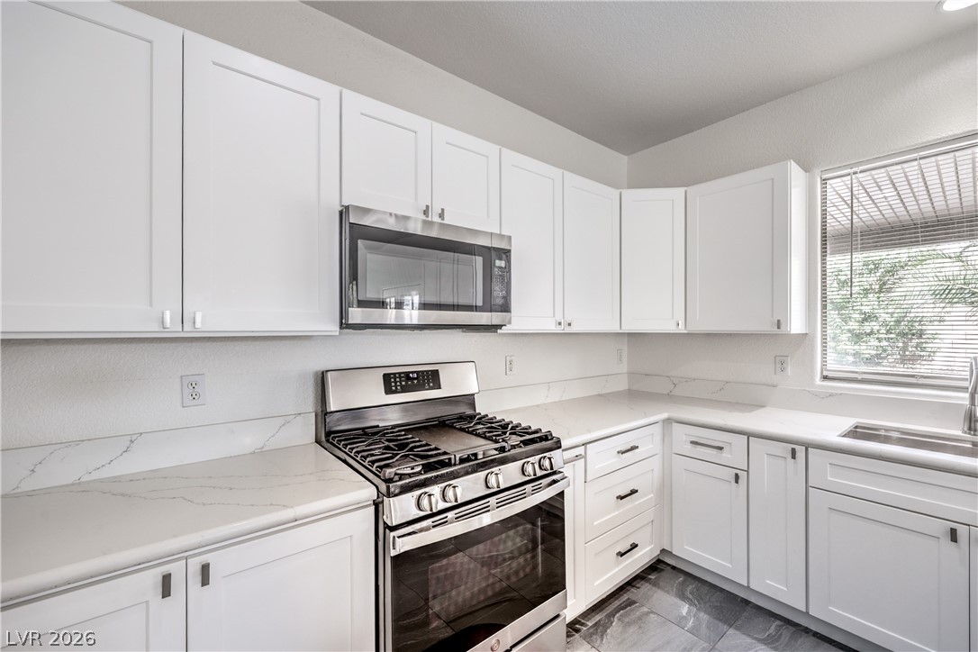 920 Gary Carmena Avenue